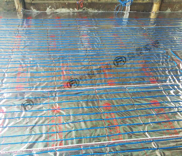 发热电缆电地暖安装图